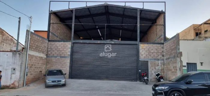 Galpão para alugar, Jardim Palmeiras - Montes Claros/MG - R$ 8.000,00 - Alugar Imóveis