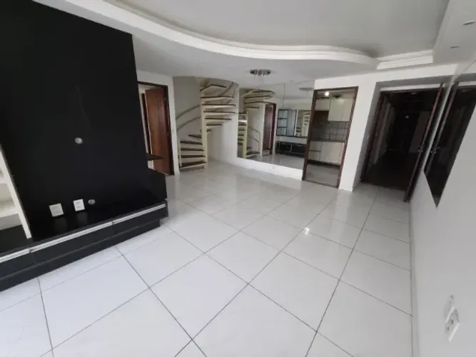 Cobertura Duplex 206m² na Jatiúca, 4 Quartos e 3 Vagas, Ed. Antônio Vivaldi
