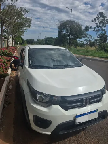 Fiat Mobi Like 1.0 Fire Flex 5P. 2021