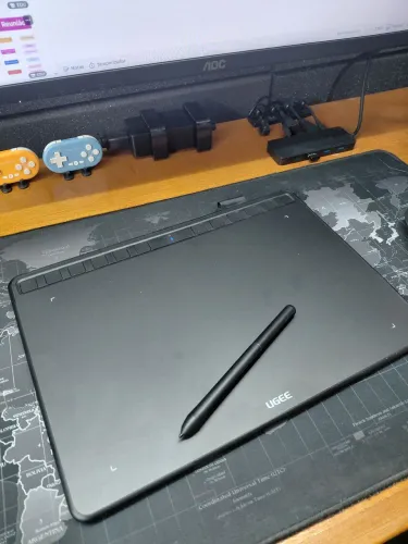 Mesa Digitalizadora UGEE S1060W Sem Fio (Wireless) - Nova/Perfeita para Desenho e Aulas