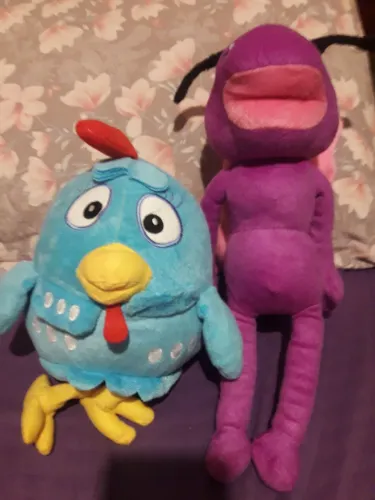 Pelúcia galinha pitadinha e borboletinha 