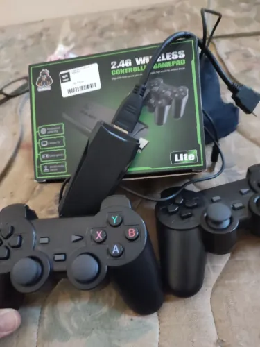 Game stick (usei 2x, zerado, parcelo no cartão)