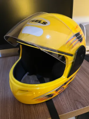 Capacete Amarelo Peels - TAM. 56