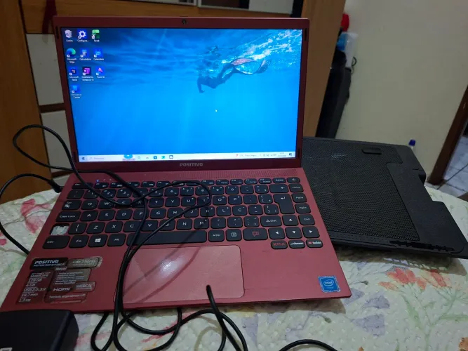 Notebook Positivo 