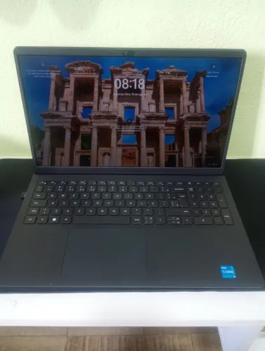 NOTEBOOK NOVO ( 08 MESES DE USO)