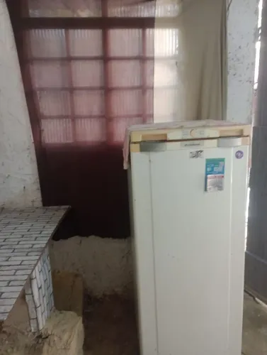 Vendo lote bairro Gameleira com área construída de um quarto e banheiro perto do CEFET