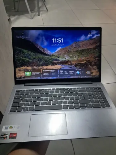 Notebook Lenovo Ryzen 7 5700u 12GB 512GB NVMe Novíssimo