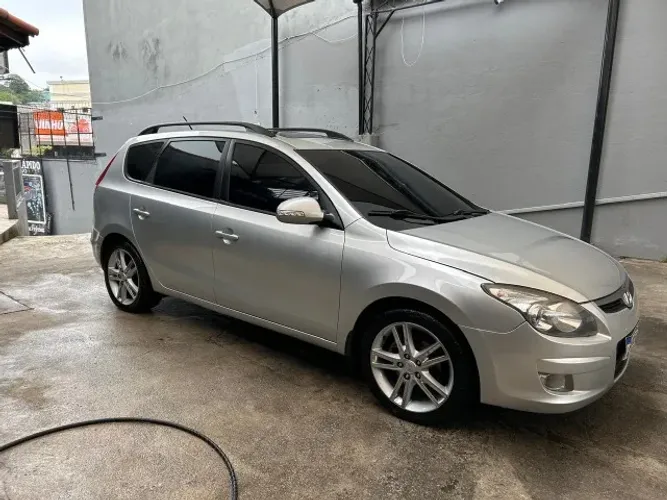 Hyundai I30CW 2.0 16V 145cv Aut. 5P 2012