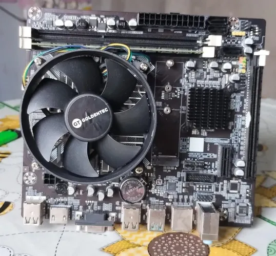 KIT CORE I3 1150<br>MEMÓRIA RAM 8GB <br>ESPELHO ? <br>?R$350?
