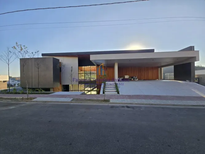 Casa Nova de Alto Luxo com 4 suítes à venda no Condominio Clube Estrela Alta em Juiz de Fo
