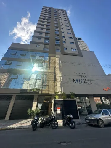 Apartamento para locação anual em Itapema