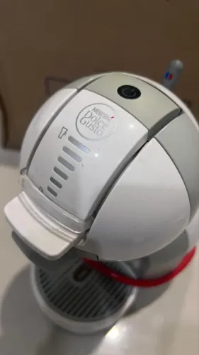 Cafeteira Nescafé Dolce Gusto Mini Me Branca