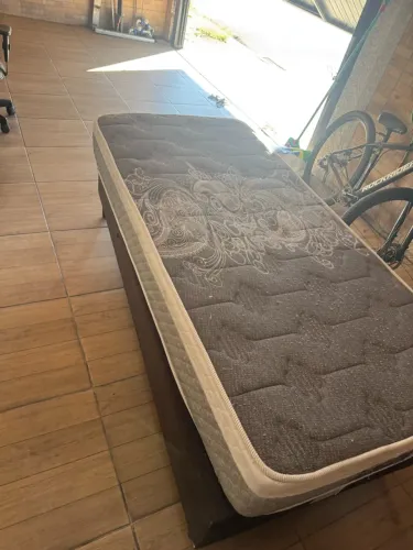 Cama de solteiro