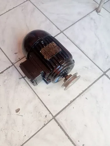 Motor 1cv trifásico baixa rotação