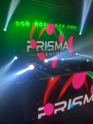Alugo iluminação e painel de led para eventos zap * 