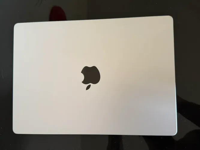 MacBook Pro 14" M3 Max 36GB, 1TB SSD