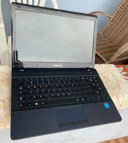 Notebook Samsung 320GB + 4 GB RAM