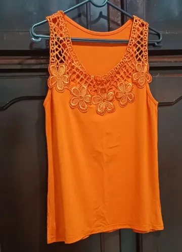 Blusa feminina tamanho M semi nova