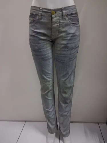 Calça feminina Calvin klein estonada n.38 em ótimo estado