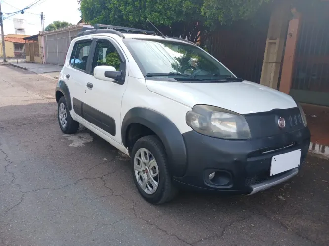 Fiat Uno WAY Celeb. 1.0 EVO Fire Flex 8V 5P 2013