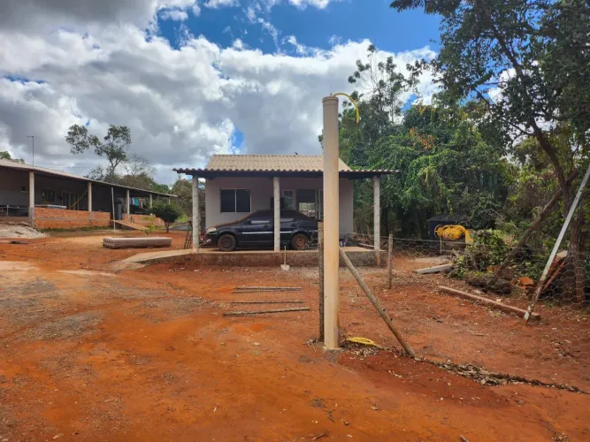 Aluguel casa assentamento pequeno Willian 