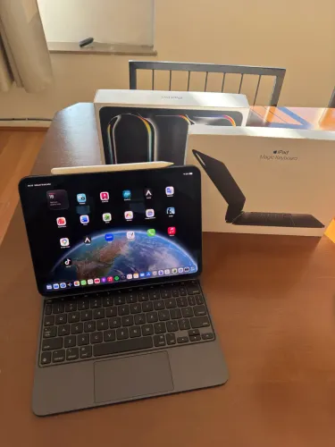 iPad Pro M4 11 256gb Com Teclado Magic Keyboard Originail Apple