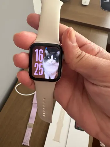 Apple Watch SE 3 40mm Starlight