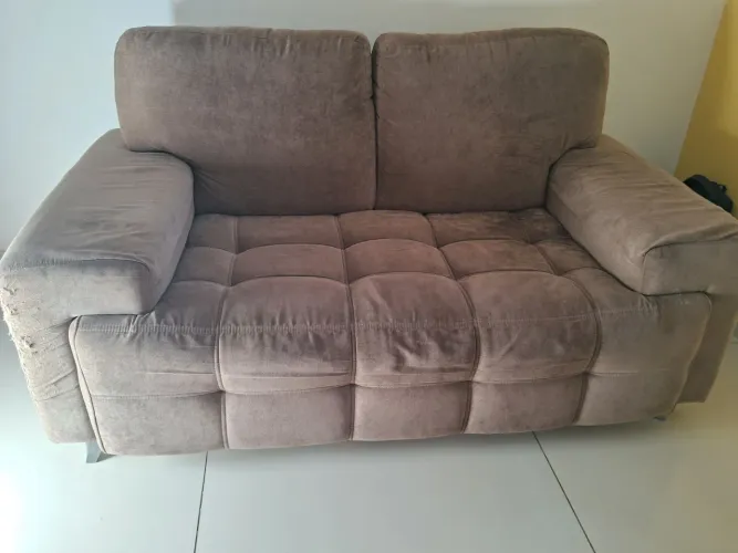 Vendo sofá 2 lugares