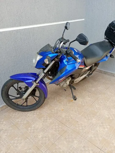 Titan 160