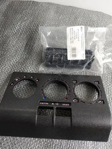 Vendo moldura comando ar Santana + difusores