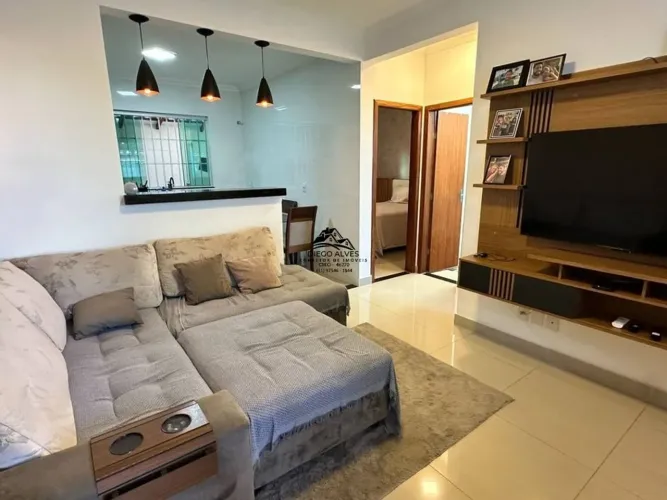 Linda Casa Geminada Vila Verde Betim/MG | Excelente Acabamento e Conforto!