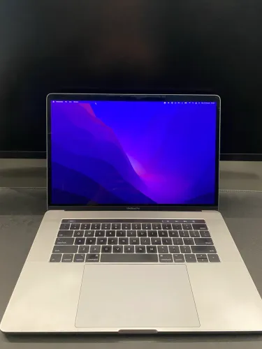 macbook pro 15 2016