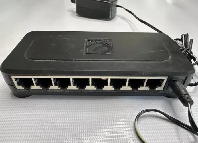 Switch Ethernet Encore ou TP Link- 8 ou 5 Portas   