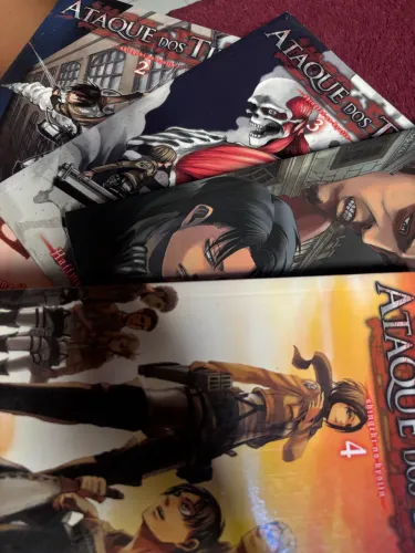 Attack on titan - mangás 