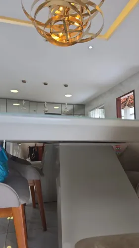 Mesa de Jantar Moderna com Tampo de Vidro - 8 a 10 pessoas, tam: 220x110