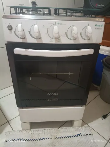 Fogão com seu funcionamento ( Perfeito) entrego se precisar