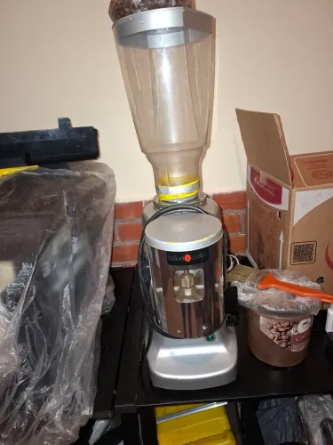 Moedor de cafe 220v