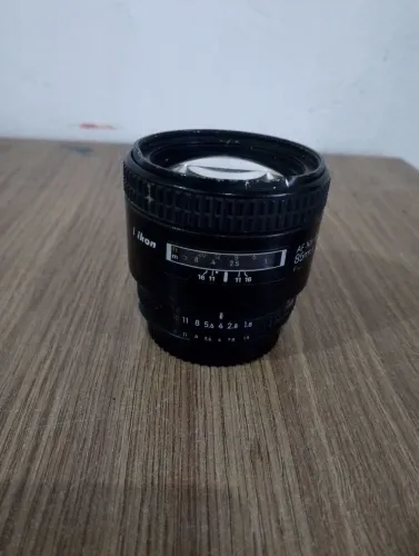 Lente Nikon 1.8 85