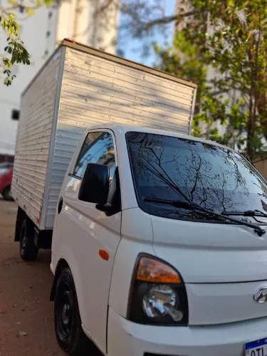 ? VENDE-SE HYUNDAI HR HDB - 2012/2013
