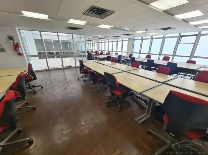 SALA PARA LOCAÇÃO NO CENTRO DE SÃO PAULO AO LADO DO METRO SÃO BENTO
