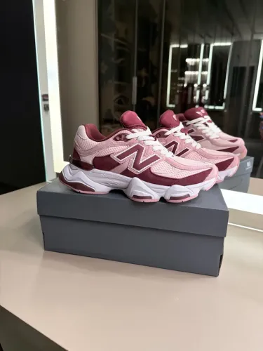 New Balance 9060 - NOVO