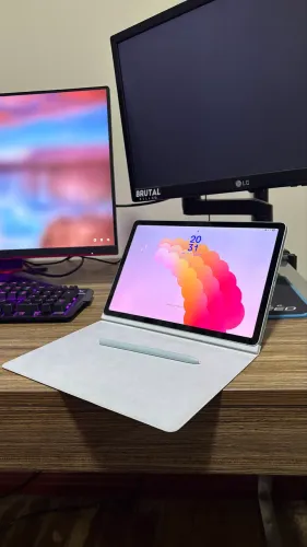 Tablet S9 FE 128 GB + 6GB RAM - pouco usado com nota fiscal e caixa 