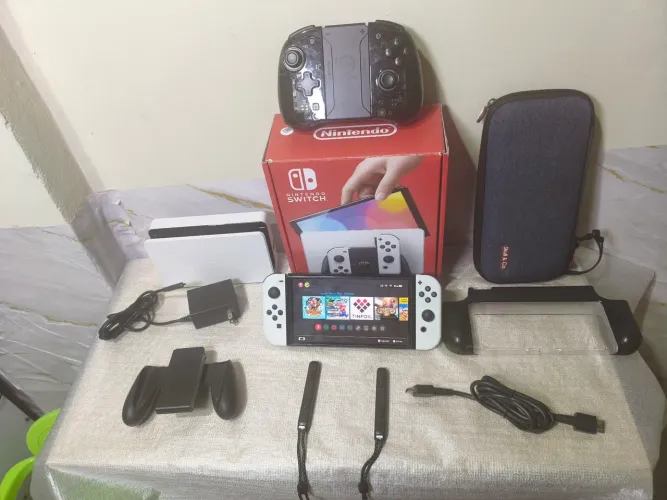 Switch OLED desbloqueado com cartão de 512gb/aceito cartão ate 18x