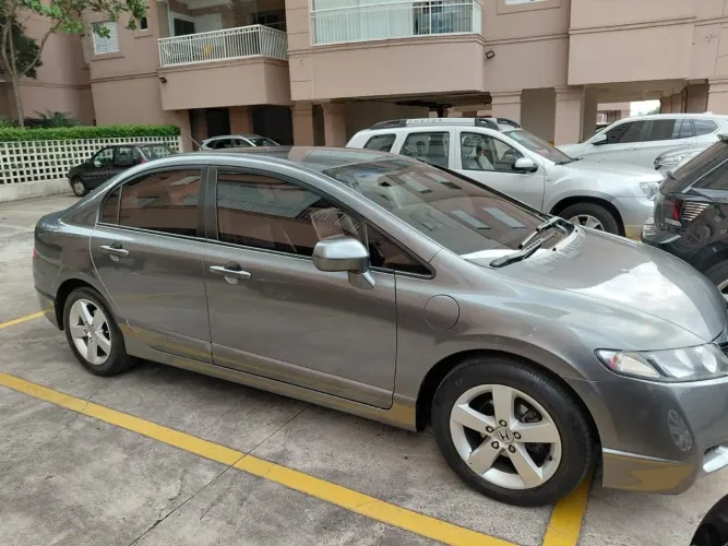 Honda Civic Sedan LXS 1.8/1.8 Flex 16V Aut. 4P 2010