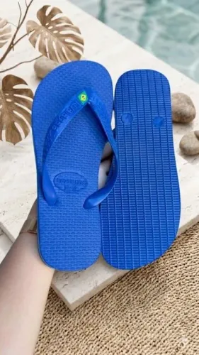 Chinelo Havaianas azul Brasil