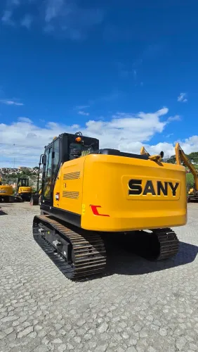 Nova Escavadeira SANY SY135 14 Toneladas 