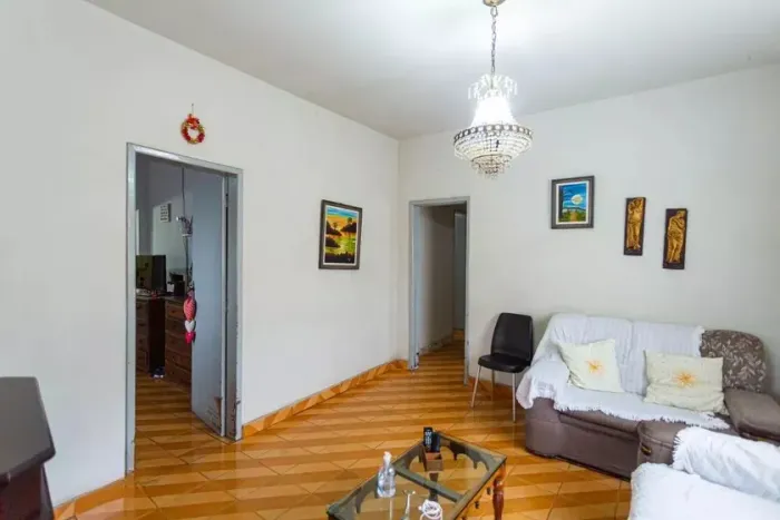 Casa à Venda - União, 4 Quartos, 320 m2