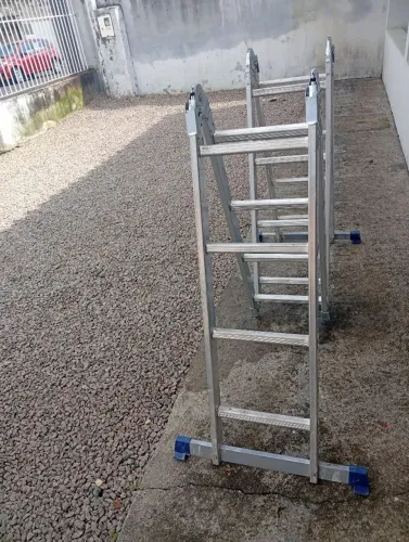 ESCADA ARTICULADA