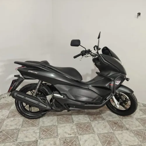 PCX oportunidade Baixo KM