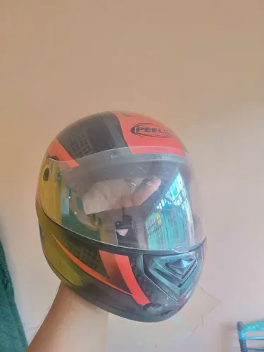 CAPACETE